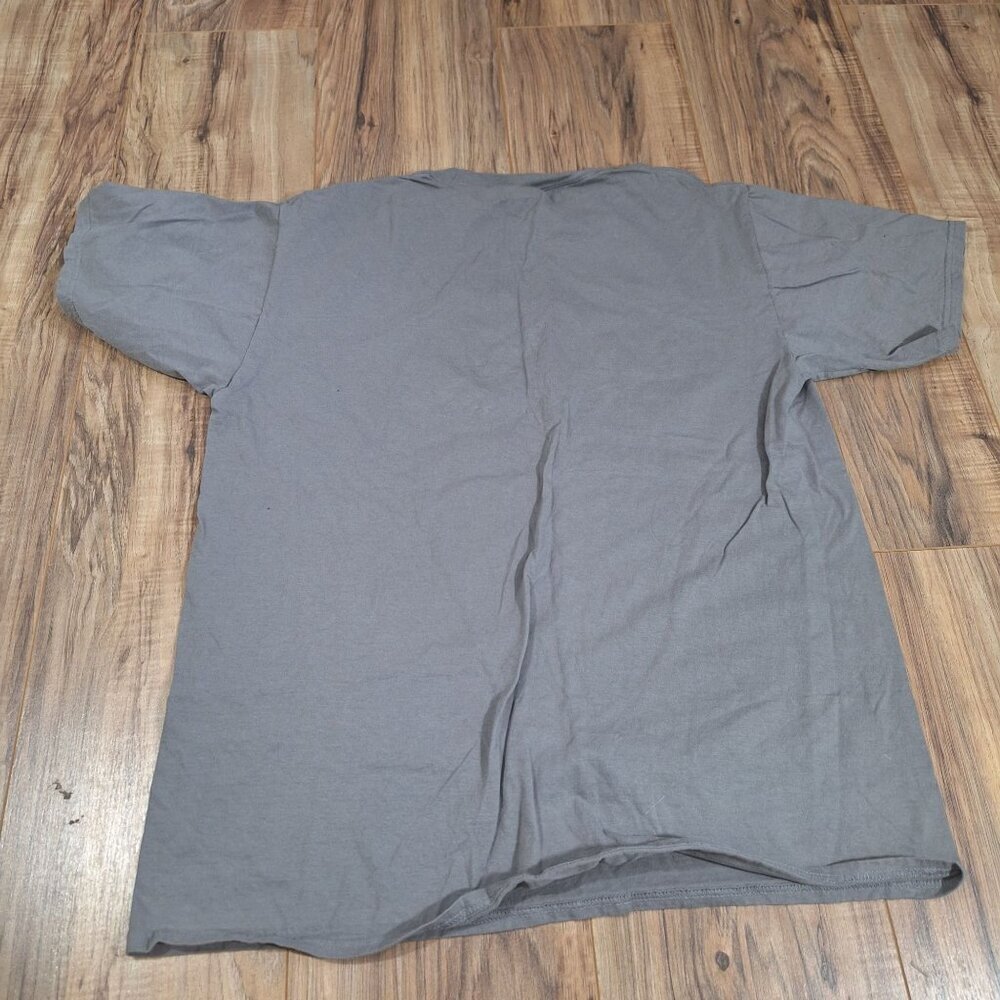 Disney Dopey tshirt gray size large - Picture 5 of 5